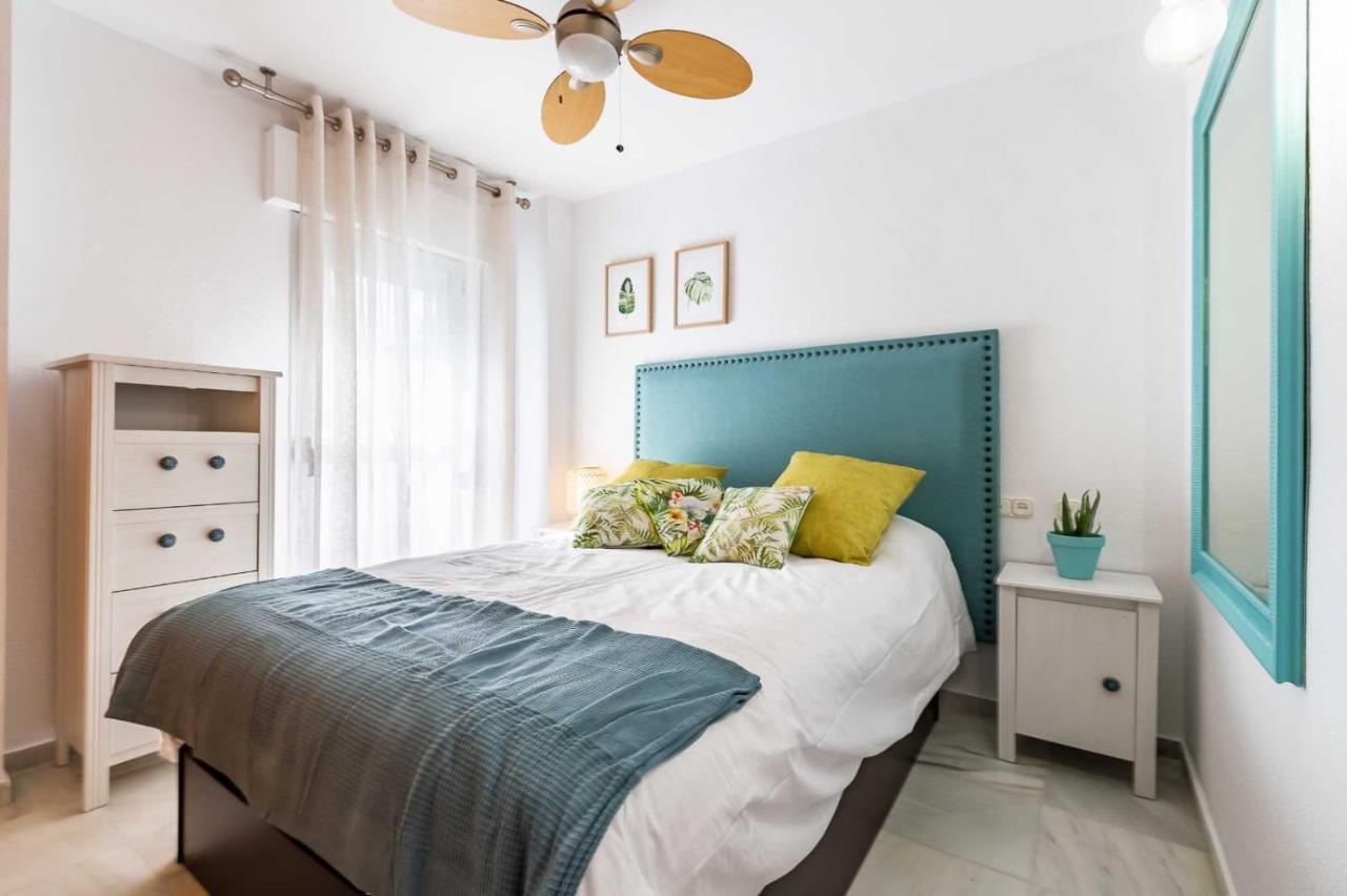 Fuengirola Los Boliches Paseo Maritimo Rey De Espana Esquina Lope De Vega 1 Dormitorio Mas Sofa Cama Salon Mas Cama Supletoria 외부 사진